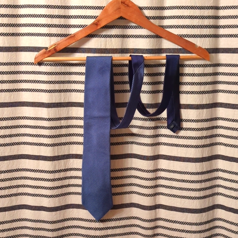 Tommy Hilfinger 100% Silk Tie, Blue